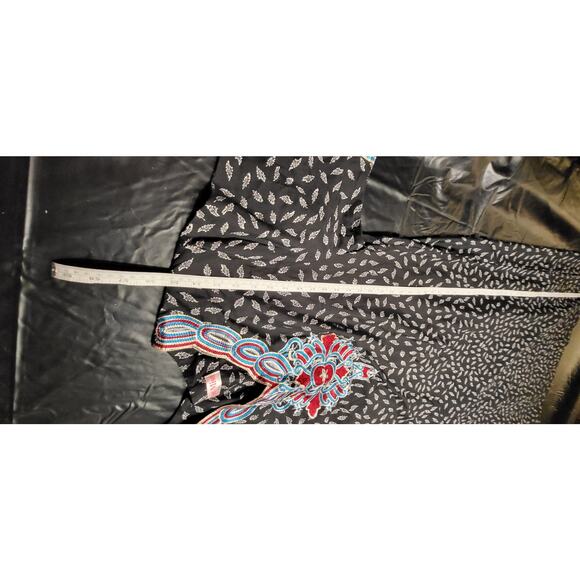 Sweet Miss floor length boho style dress.  Size L, Embroidery - Picture 10 of 11